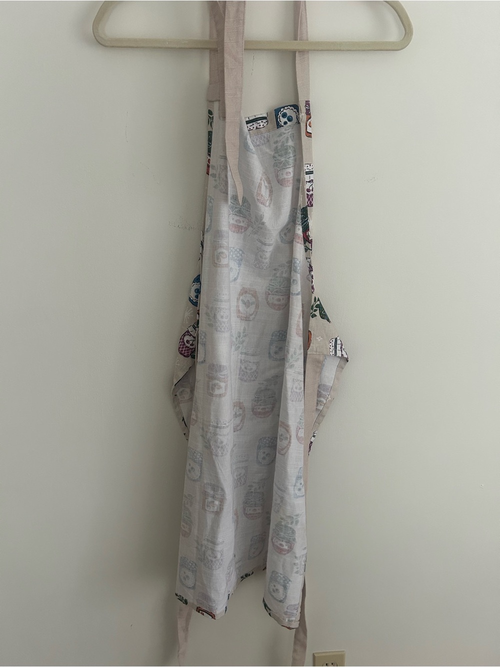 Apron - Picture 3 of 3